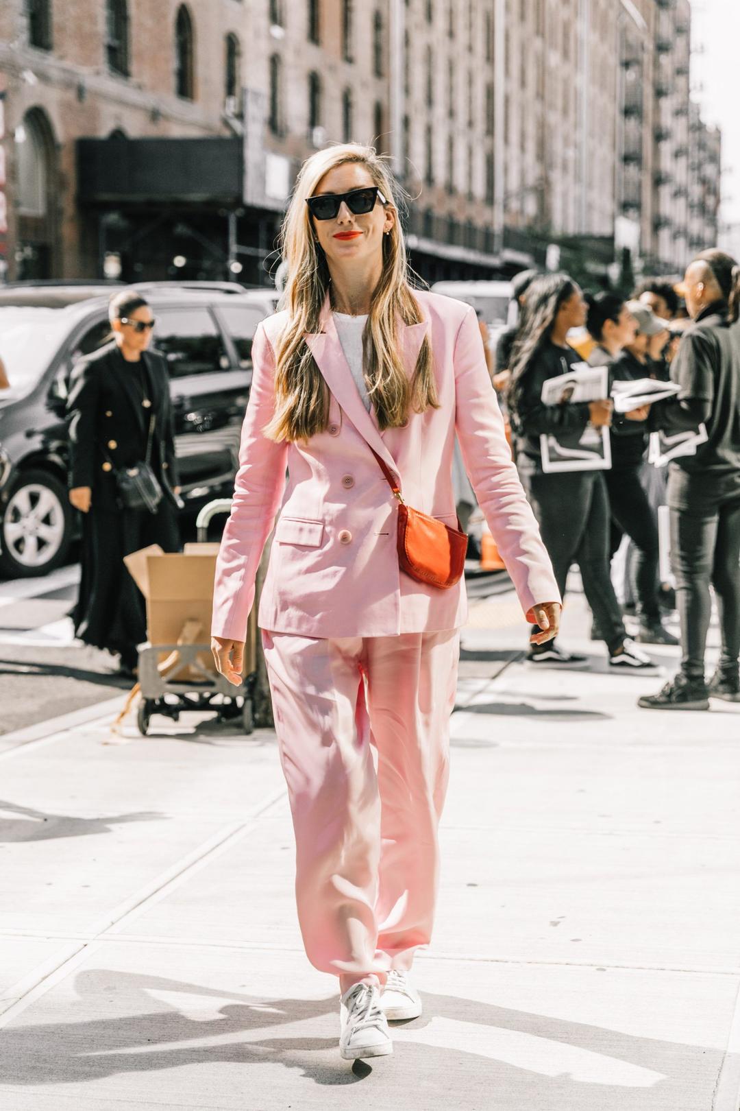Tips Padu-padan Menggunakan Warna Pink Pastel