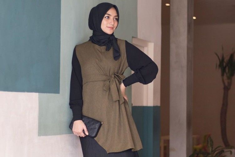 10 Artis Indonesia yang Bisa Kamu Follow untuk OOTD Ramadan Tahun Ini