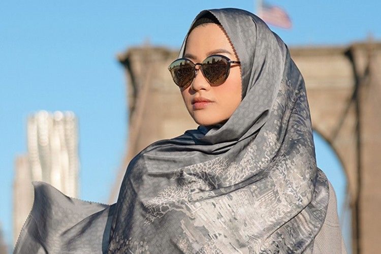 #PopbelaOOTD: Kerudung Pashmina yang Bisa Diandalkan Selama Ramadan