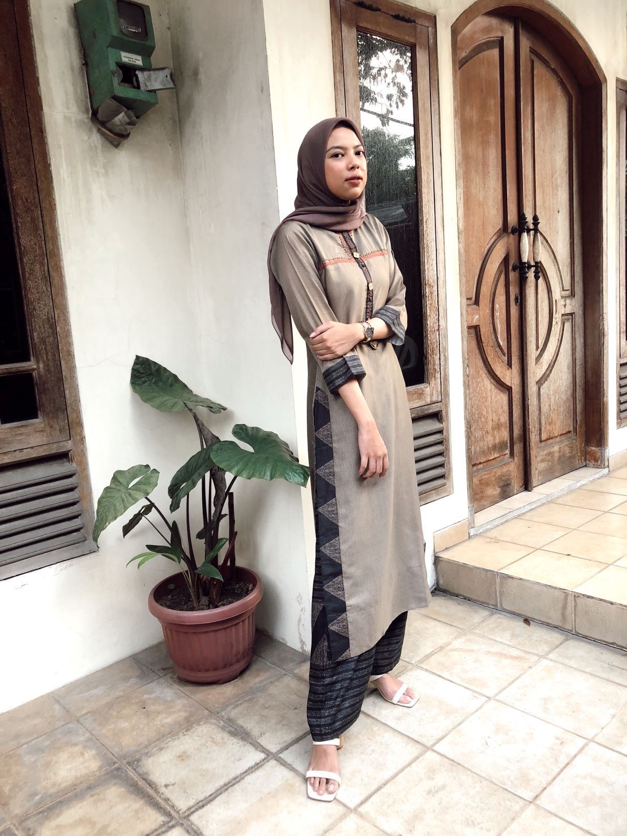 Ootd Dress Lebaran : Happy Ied mubarak 1438 Hijriyah, Model @risnanpy #