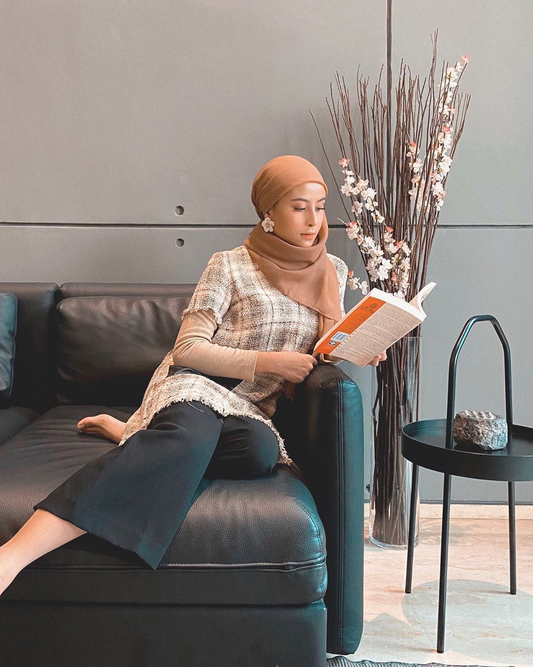 Ikut 30 Days Hijab Look Challenge, Ini Gaya Kerudung Awkarin