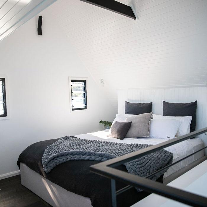 Rumah Minimalis Apung Tenaga Surya, Inspirasi Buat si Introvert