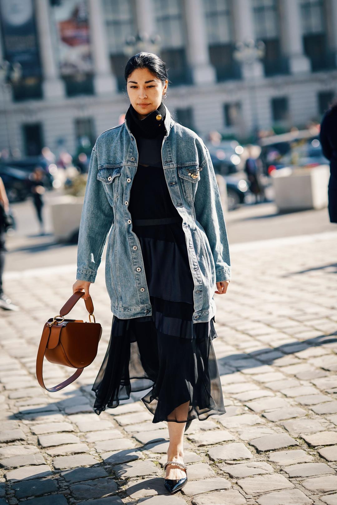 Tips Pakai Baju Oversized Mudah Diingat!