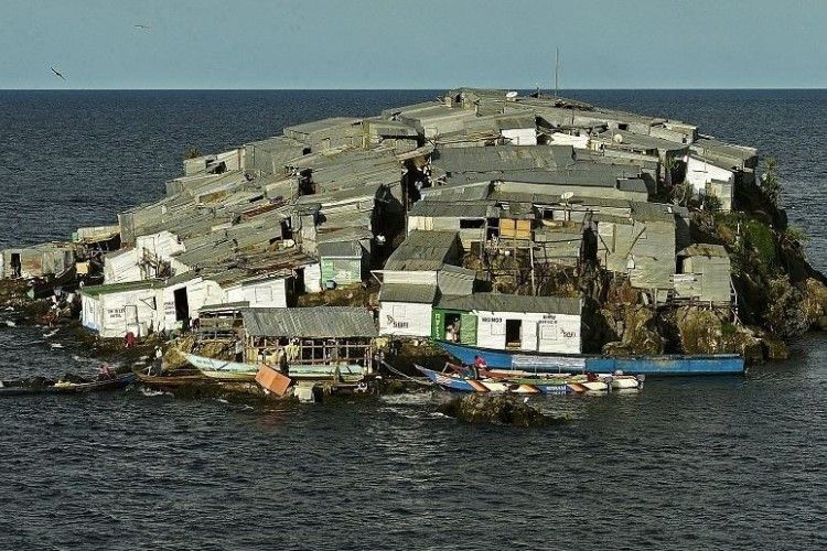 Bukan Pulau Jawa, Ini 10 Pulau Terpadat di Dunia