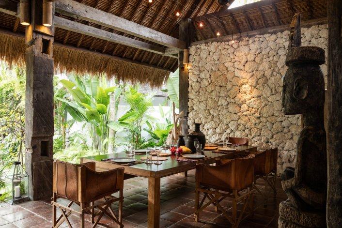 Hunian Rasa Alam, Ini 7 Ide Desain Rumah dengan Bahan Batu Alam