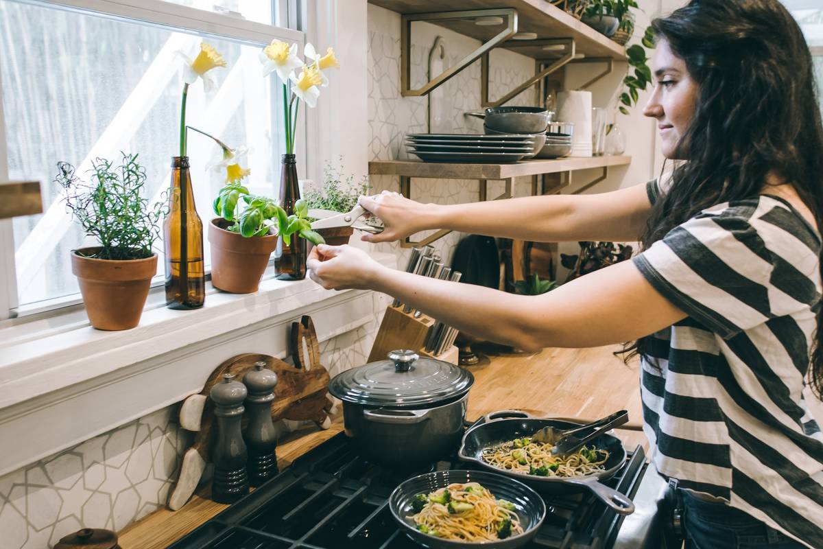Memilih Tinggal di Apartemen, Ini 8 Tipsnya Supaya Tetap Hemat