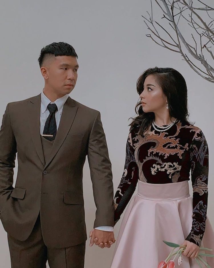 Dikabarkan Menikah, 9 Foto Pre-Wedding Nikita Willy dan Indra Priawan