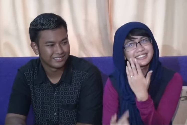 Dea Imut Seks - Beranjak Dewasa, Dea Annisa Pernah Pacaran dengan 5 Laki-Laki Ini