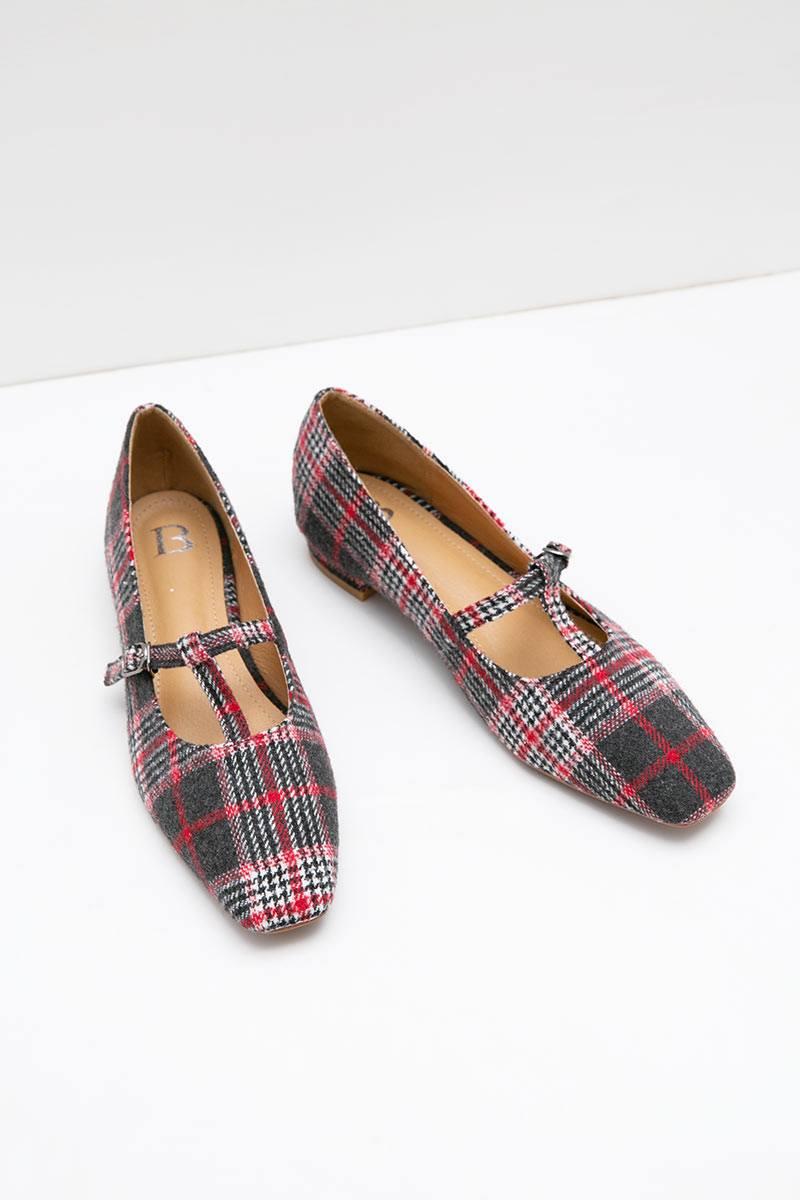 brand flat shoes lokal