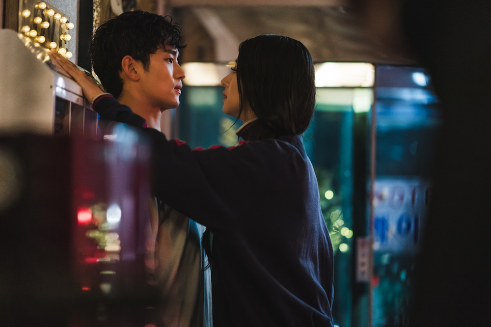 It’s Okay to Not Be Okay & 7 KDrama Ini Berkisah Soal Kesempatan Kedua