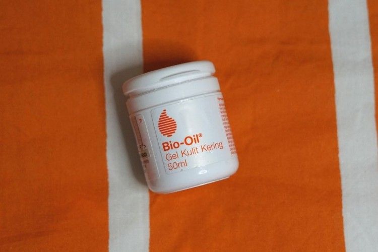 Review: Kulit Lembap Tanpa Lengket Menggunakan Bio-Oil Dry Skin Gel