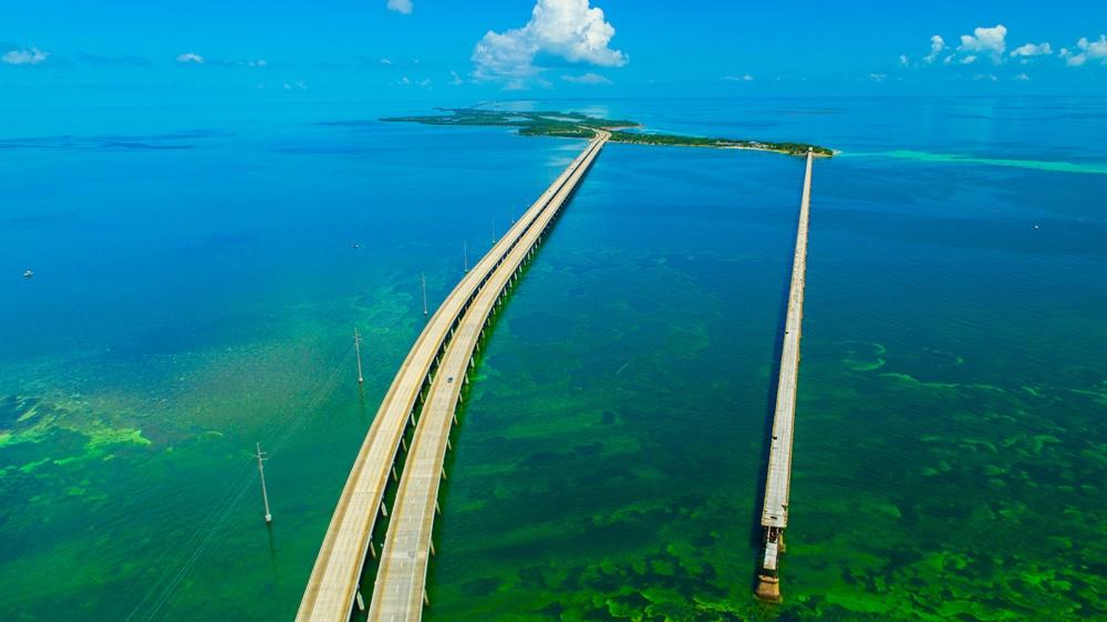 6 Lokasi Keren di Amerika untuk Road Trip