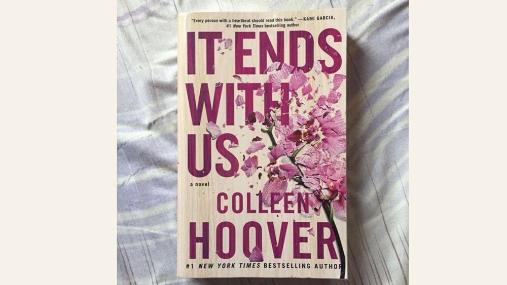 Read once. It ends with us Colleen Hoover книга. It ends with us книга. 9 Ноября Колин Гувер. 9 Ноября книга Колин Гувер.