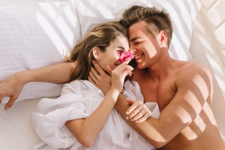 Ini 7 Posisi Seks yang Mudah Dilakukan untuk Pemula