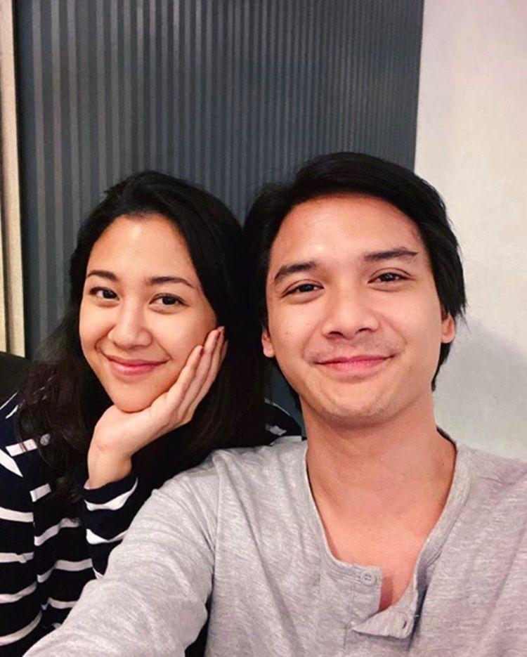 Pamer Cincin, Sherina Munaf dan Baskara Mahendra Resmi Menikah!