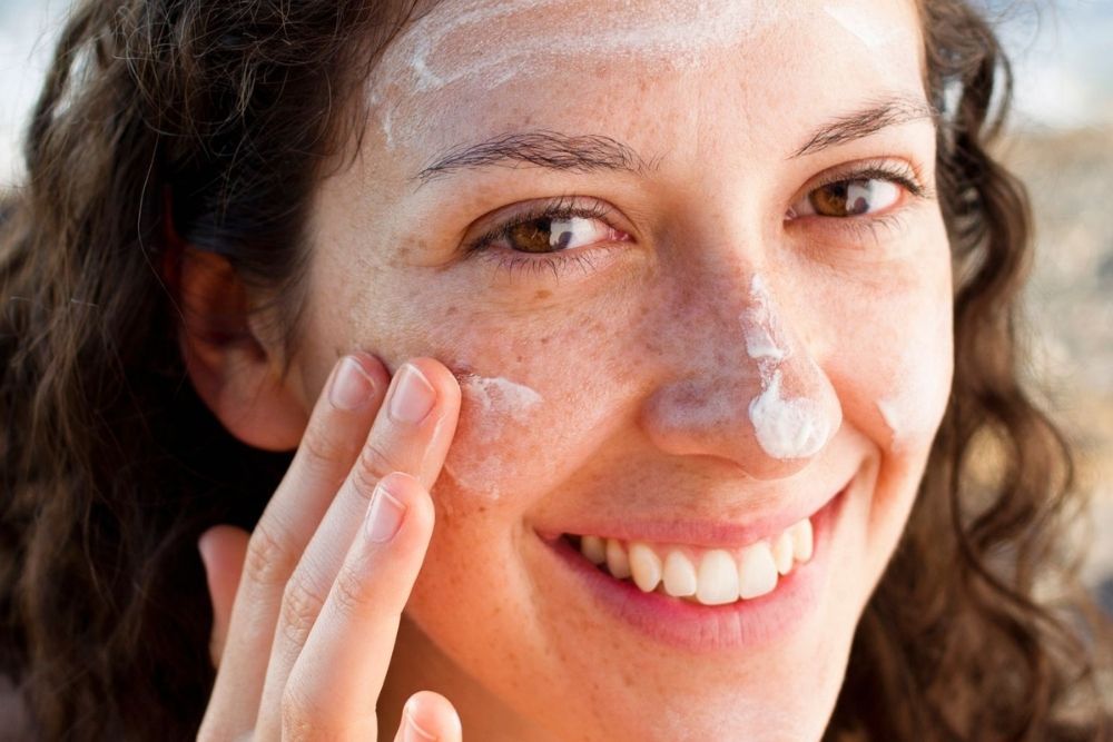 5 Tips for Choosing Sunscreen for Oily Skin, Must Know! 