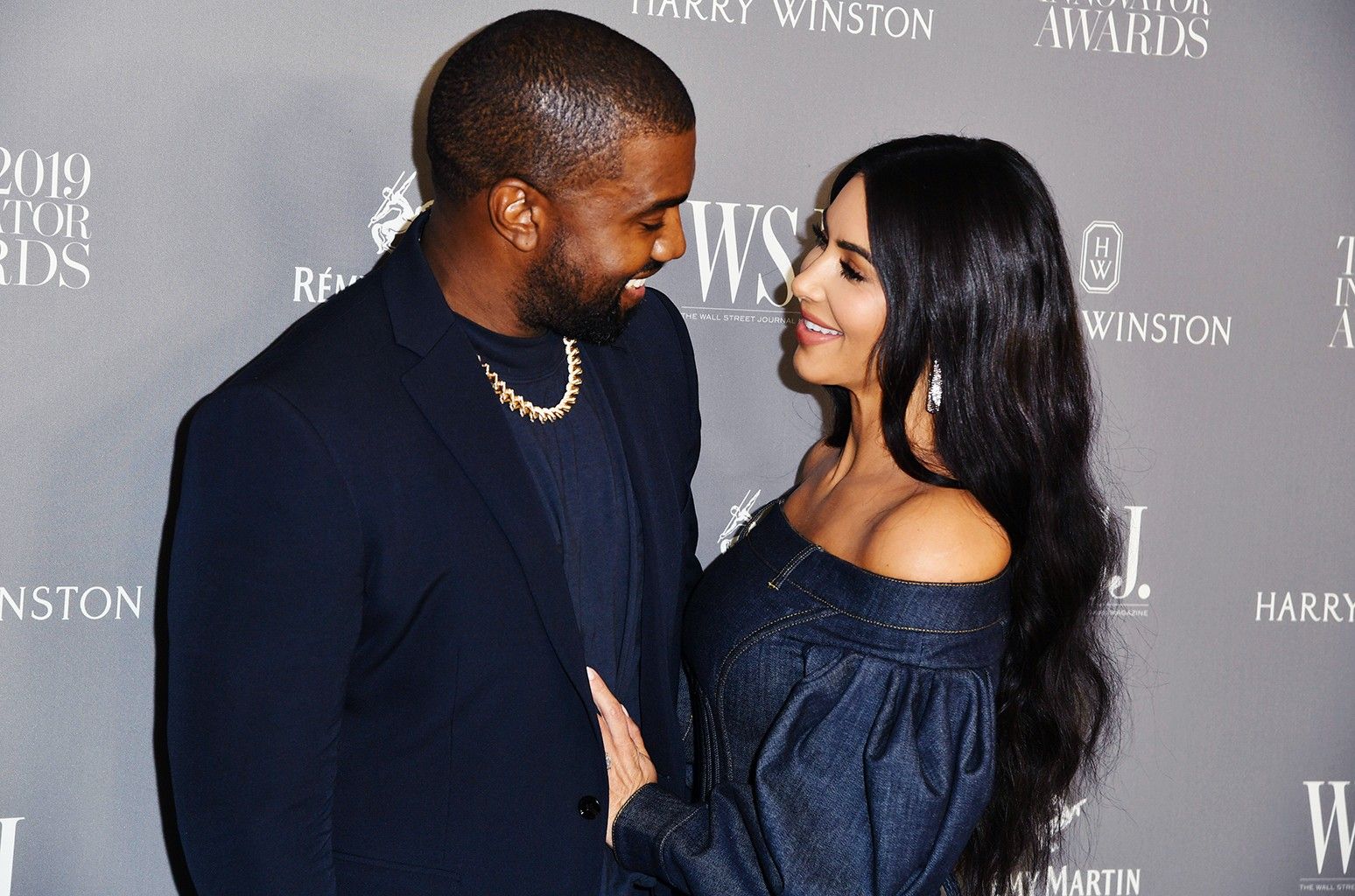 5 Fakta Terbaru Hubungan Kim Kardashian & Kanye West, Pernah Selingkuh