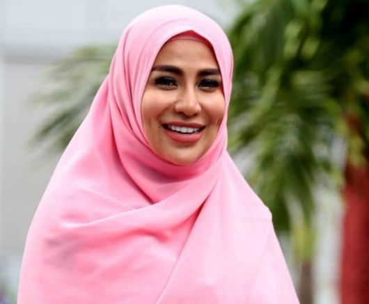 Tak Lagi Jadi DJ, 9 Artis Ini Kini Mantap Hijrah