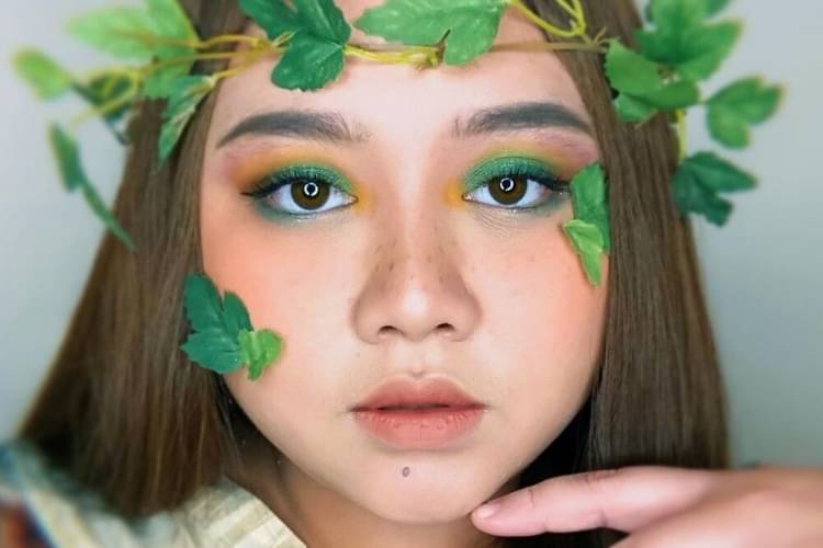 7 Makeup Karakter Selebgram Clarissa Putri, Kreatif Banget