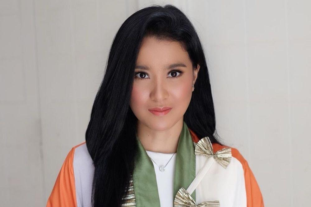 7 Potret Terbaru Marcella Zalianty, Makin Seksi di Usia 40 Tahun