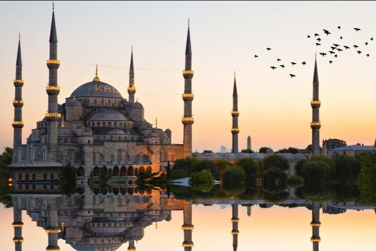 Bikin Takjub dan Bersyukur, Ini 10 Masjid Terindah di Dunia