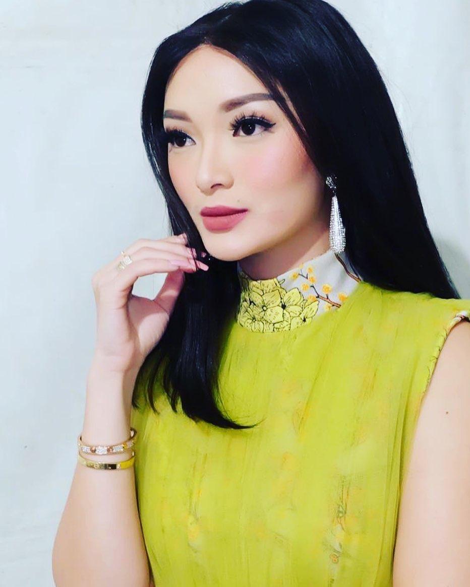 Sudah Tunangan, 9 Artis Ini Justru Batal Menikah