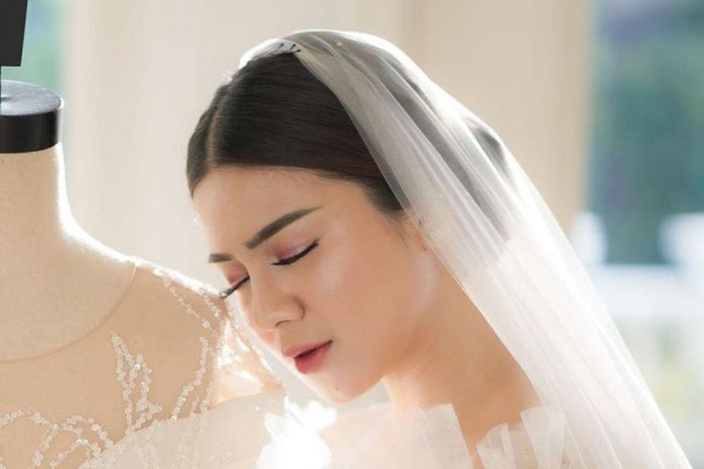 Tampil Bak Ratu, Intip Riasan Felicya Angelista ketika Menikah