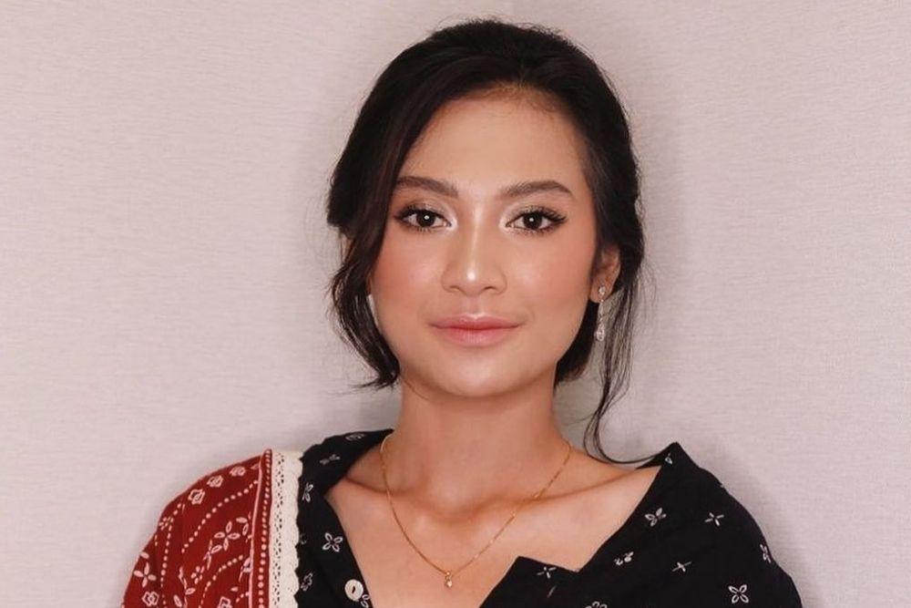7 Pesona Indah Pertamasari yang Luluhkan Hati Arie Kriting