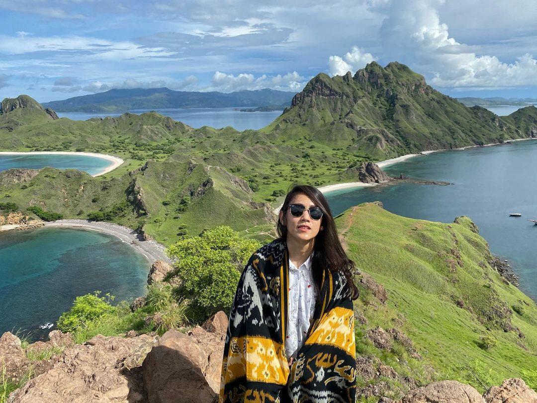 Begini Gaya Athira Farina, Pilot yang Dijodohkan dengan El Rumi