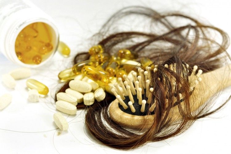 10 Rekomendasi Vitamin untuk Rambut Kering
