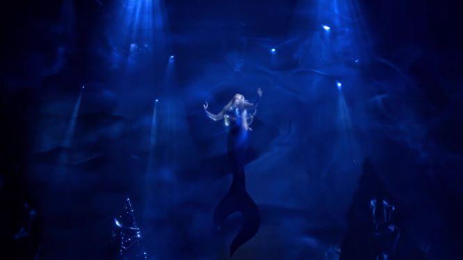Jennifer Lopez Tampil Seksi di Video Klip In The Morning