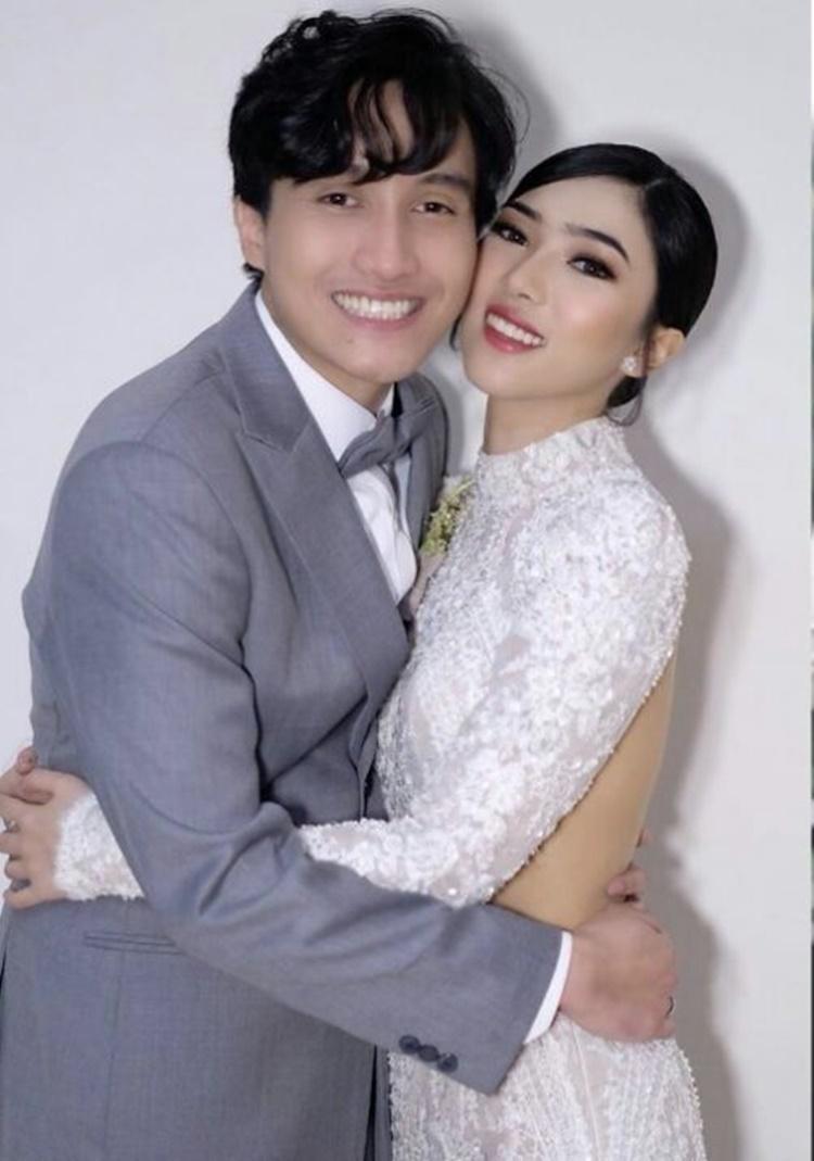 Anti Friendzone! 10 Artis Ini Pilih Nikahi Sahabatnya Sendiri