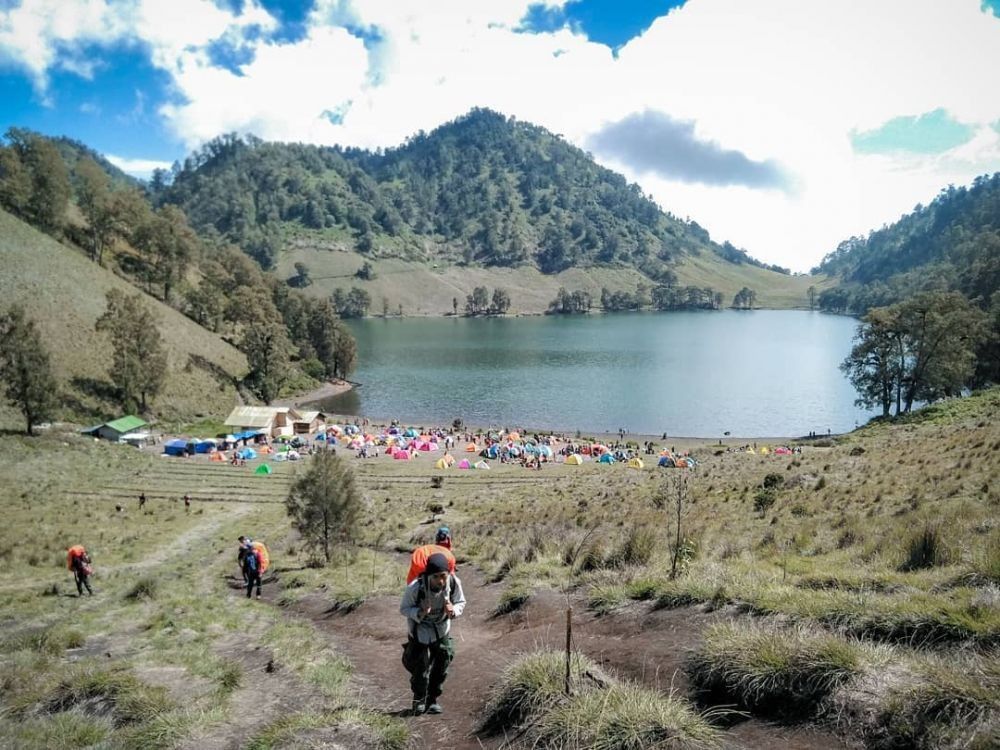 Info Wisata Gunung Semeru di Jawa Timur: Rute, Harga Tiket, dan Tips