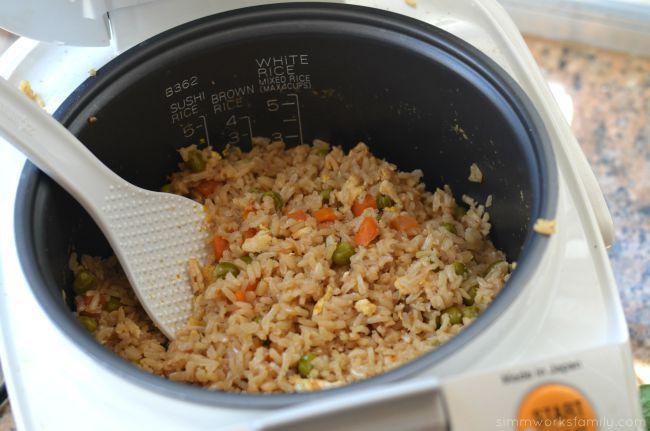 Resep Nasi Telur Rice Cooker, Simpel dan Cocok untuk Si Anak Kos!