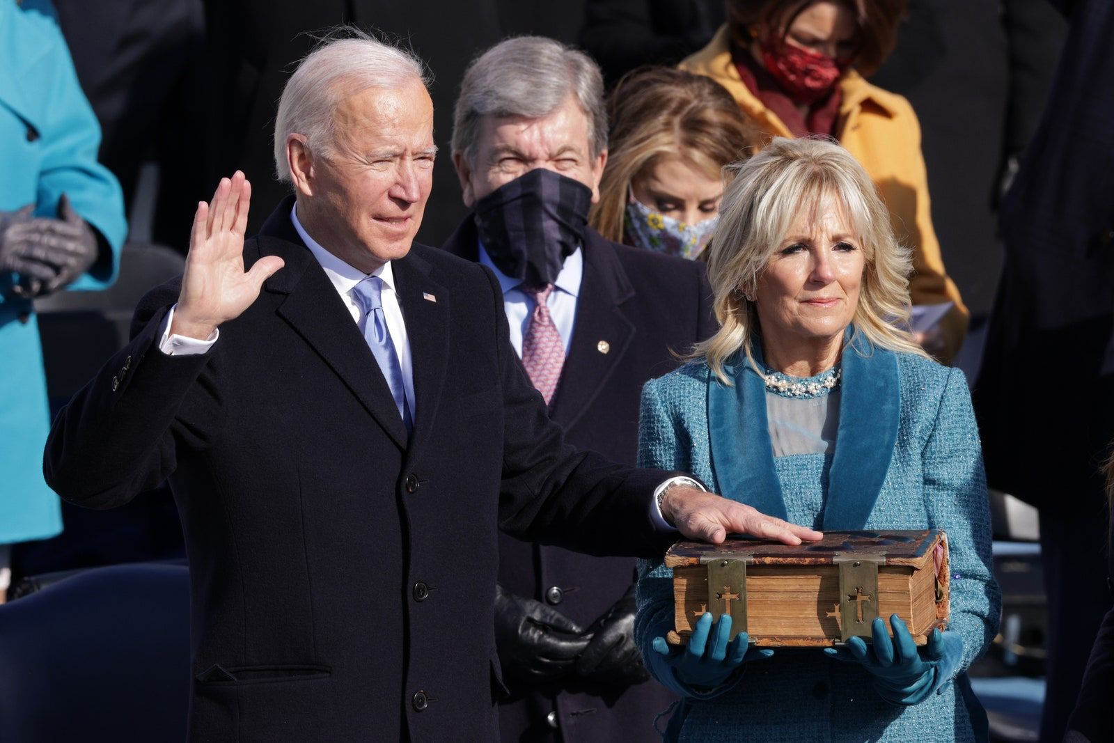 Deretan Gaya Tamu Undangan di Pelantikan Joe Biden - Kamala Harris