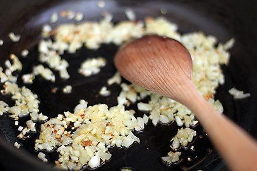 Resep Nasi Telur Rice Cooker, Simpel dan Cocok untuk Si Anak Kos!