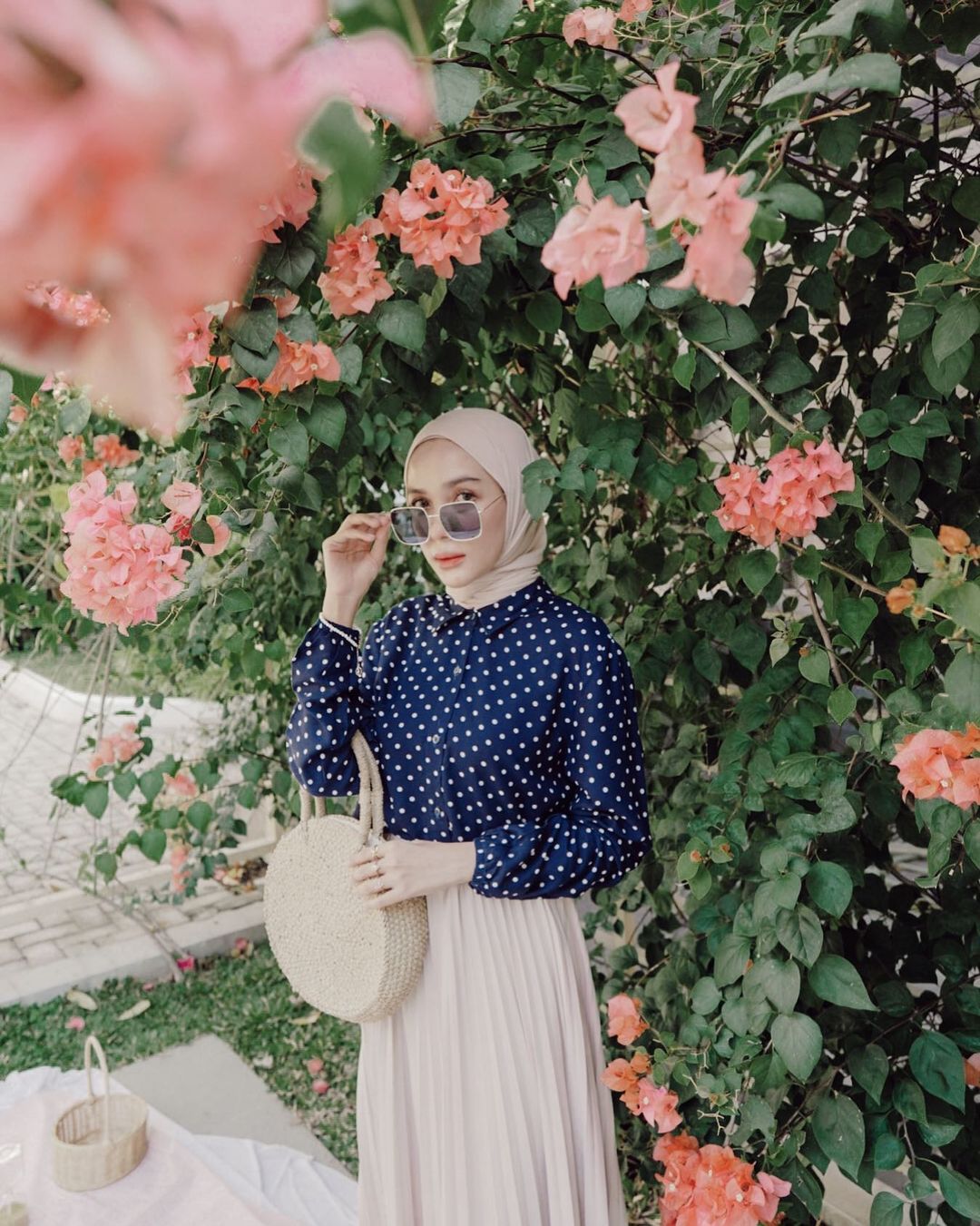 Tips Padu-padan Gaya Vintage untuk Perempuan Hijab