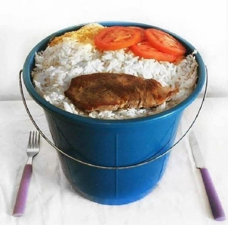 10 Foto Kelakuan Kuli Bangunan yang Bikin Geleng-Geleng Kepala