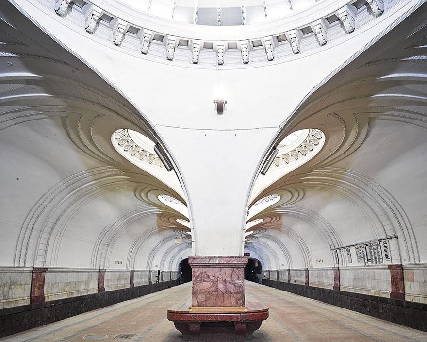 12 Arsitektur Stasiun Kereta di Rusia yang Bikin Terperangah