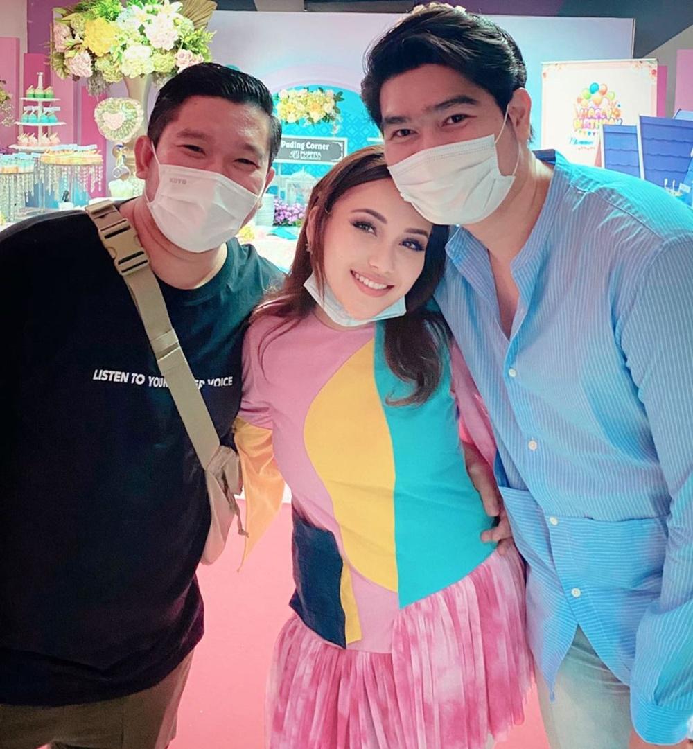 Didoakan Berjodoh, Ini 8 Bukti Kedekatan Ayu Ting Ting & Brata Angga