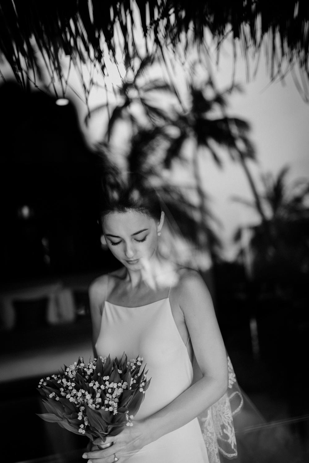 Menikah di Maldives, 6 Momen Bahagia Julie Estelle dan David Tjipto
