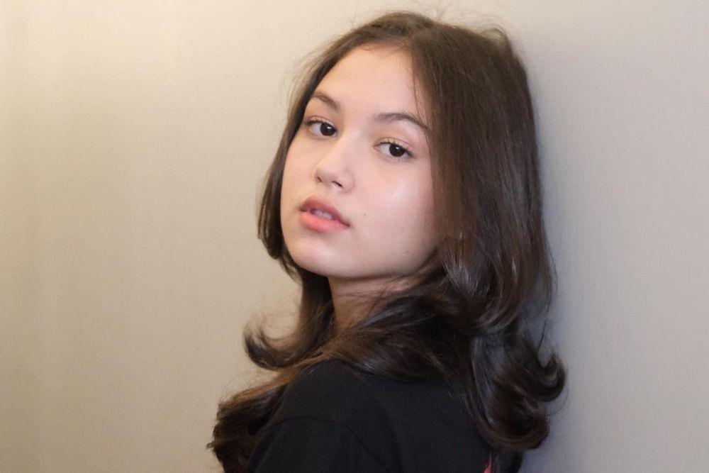 Pesona Saskia Chadwick yang Mesra dengan Keisha Alvaro di Pemotretan