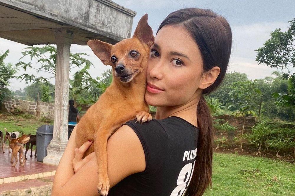 Pesona Frederika Alexis Cull yang Seksi di Usia 21 Tahun