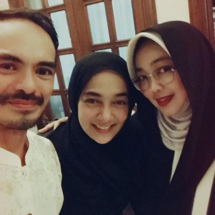Kompak Sejak Kecil, Ini 10 Potret Harmonis Syach Bersaudara