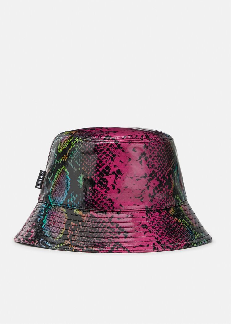 #PopbelaOOTD: Tampil Badai dengan Fancy Bucket Hat!