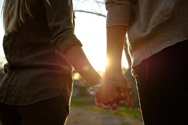 7 Alasan Perempuan Lebih Suka Bad Boy