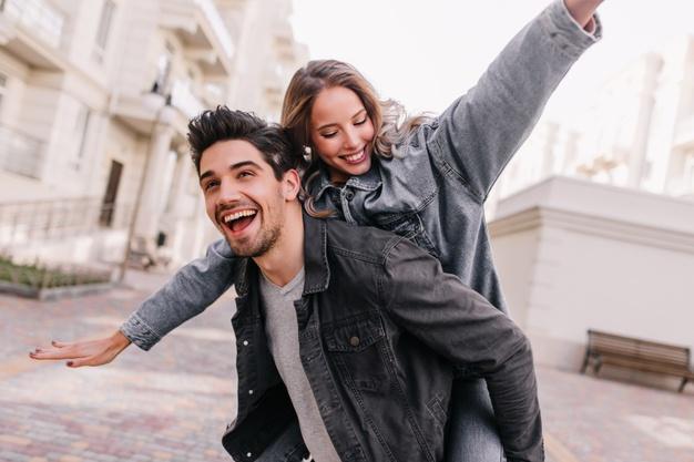 7 Alasan Perempuan Lebih Suka Bad Boy