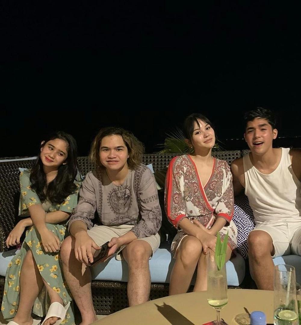 Romantis! Intip 9 Momen Seru Seleb Saat Double Date Bareng Sahabat