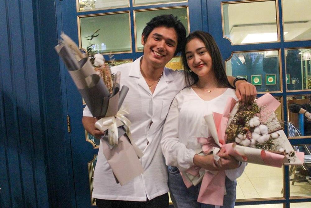 Setahun Jadian, Intip 9 Gaya Pacaran Ranty Maria dan Rayn Wijaya