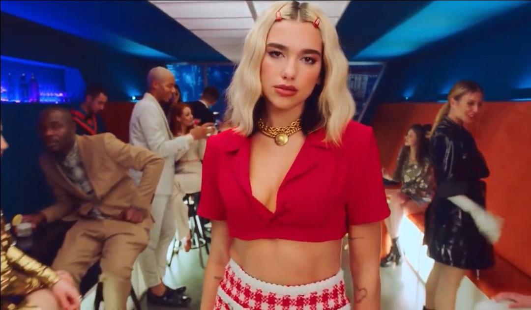 Deretan Video Klip Ikonik Dua Lipa dengan Gaya Terseksi